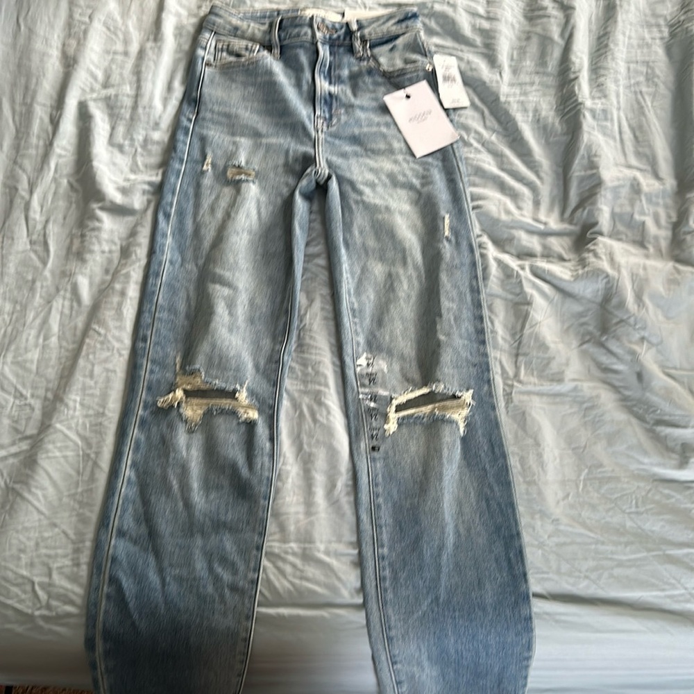 buckle straight jeans